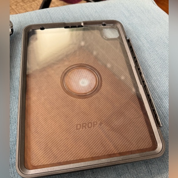 Otterbox iPad 11 pro Defender Series Black case - Picture 5 of 5